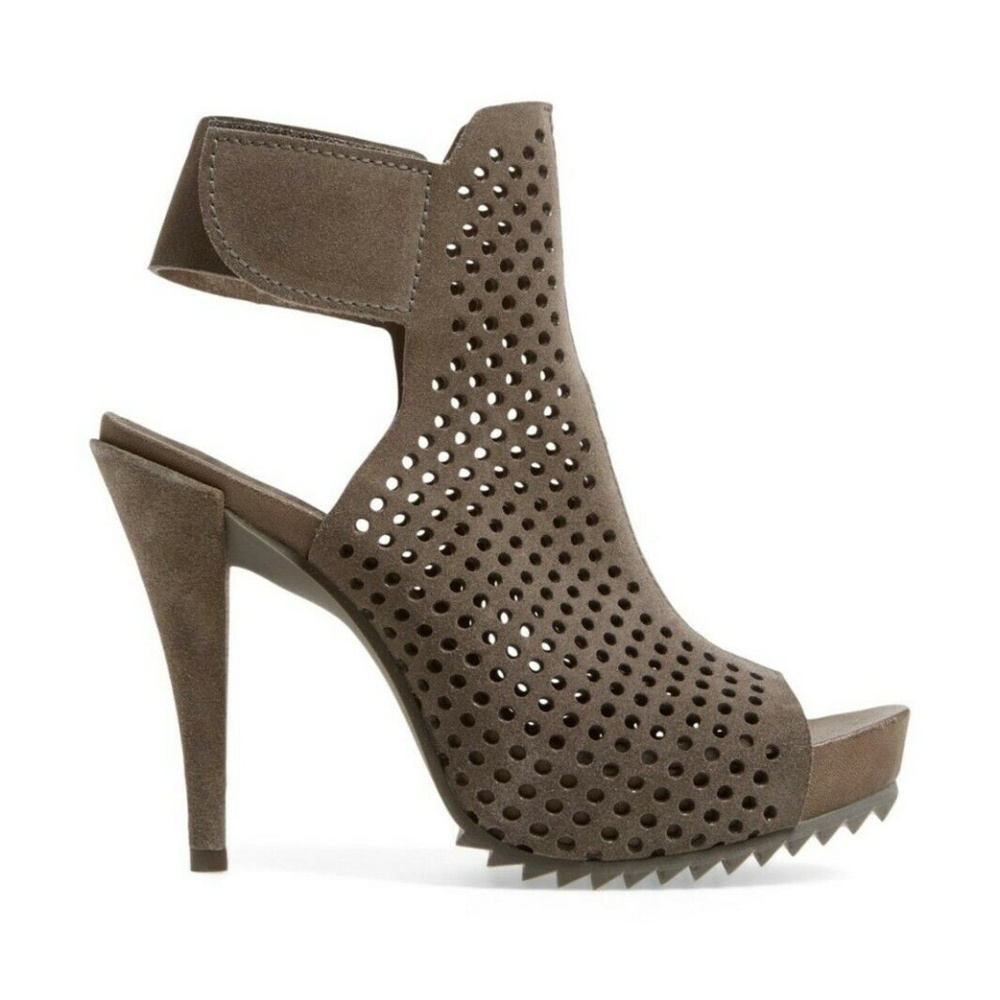 NEW PEDRO GARCIA 38 "Persis" Perforated Sandals